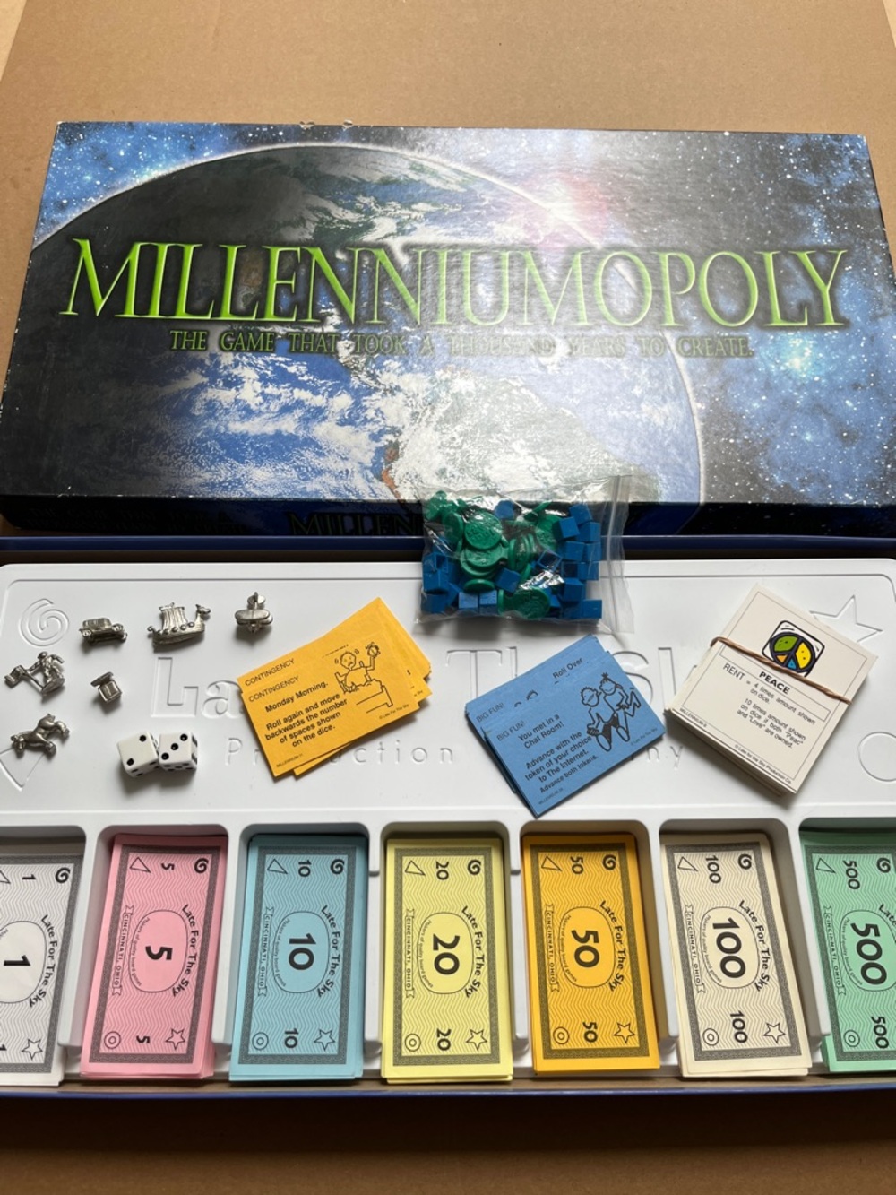 Milleniumopoly - Picture 1 of 6
